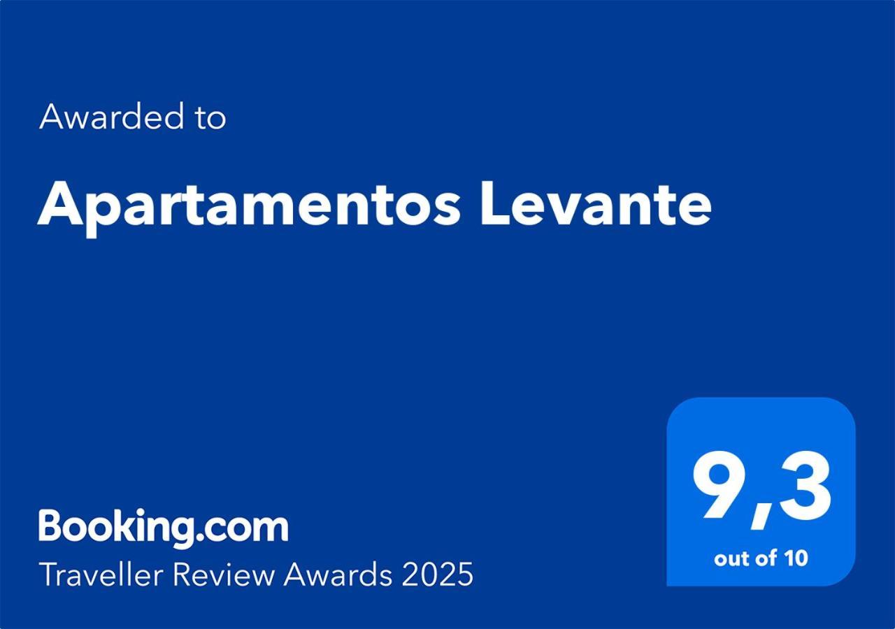 Apartamentos Levante Захара де лос Атунес Екстериор снимка